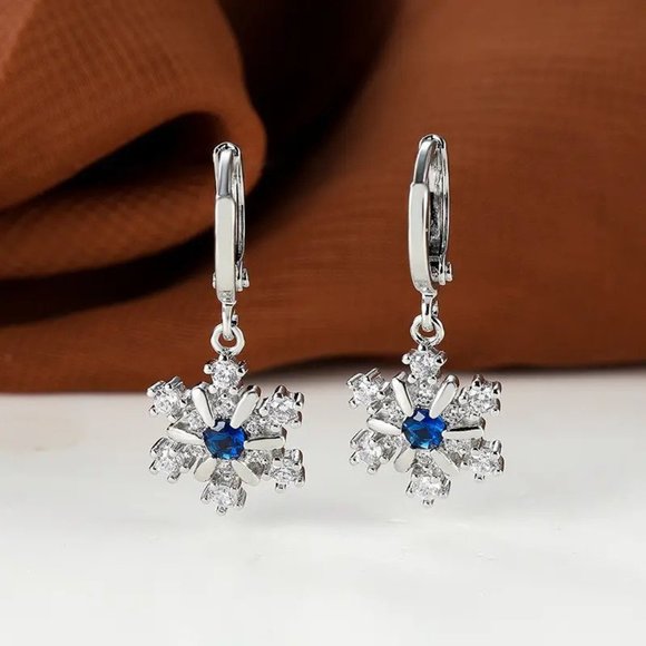 Snowflake Drop Earrings - Picture 1 of 2